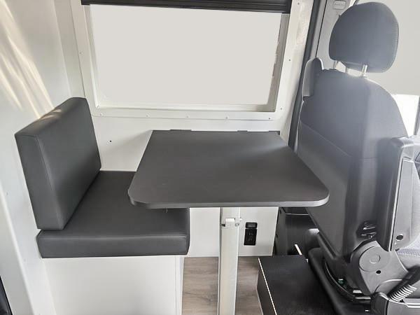 ram ProMaster fourgon vitré 2025 - 12