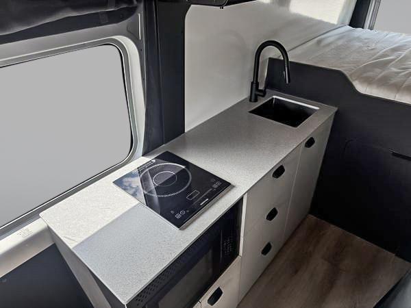 ram ProMaster fourgon vitré 2025 - 13