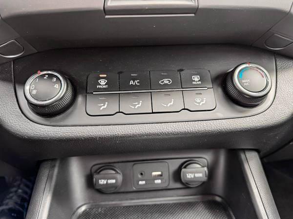 kia Sportage 2016 - 23