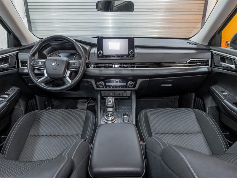 mitsubishi Outlander 2024 - 12