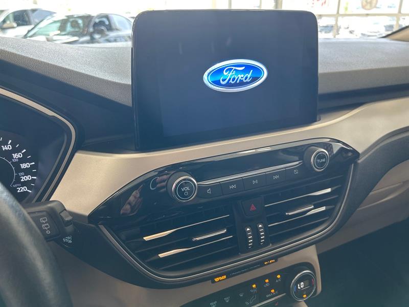 ford Escape 2020 - 26