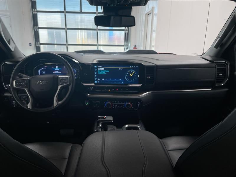chevrolet Silverado 1500 2024 - 18