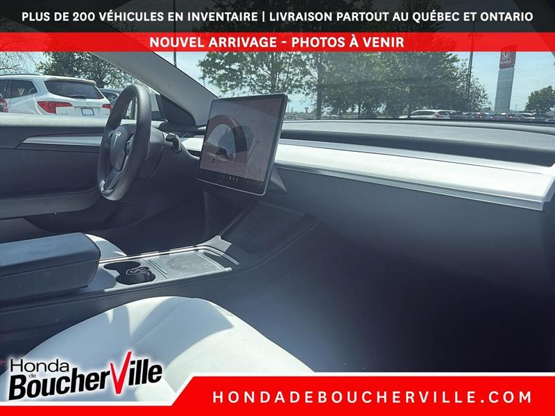 tesla Model 3 2022 - 21