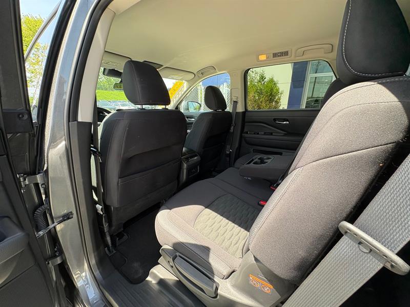 nissan Pathfinder 2022 - 9
