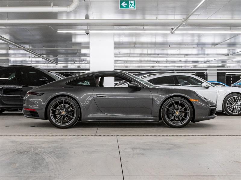 porsche 911 2021 - 2