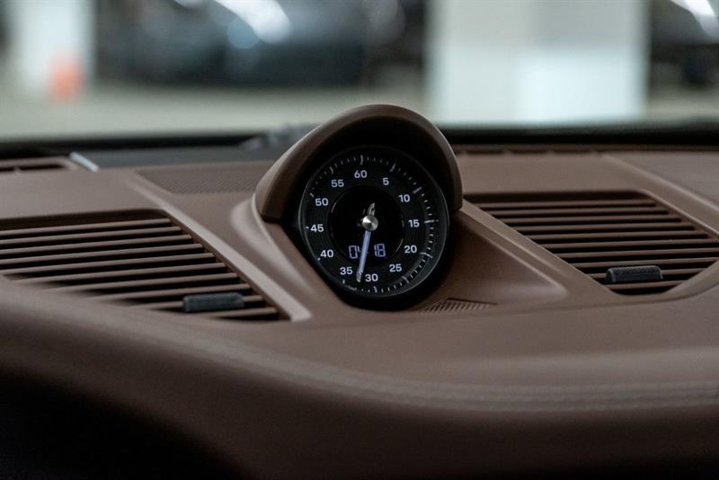 porsche 911 2021 - 24
