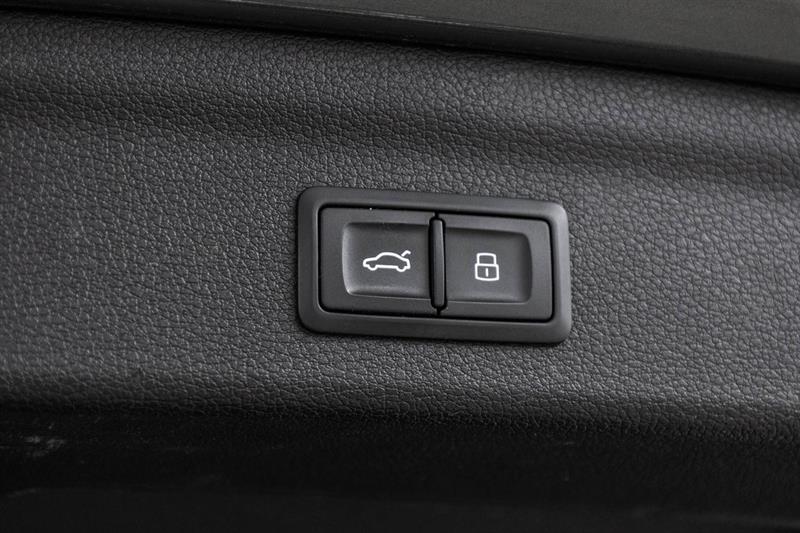 audi Q3 2020 - 12