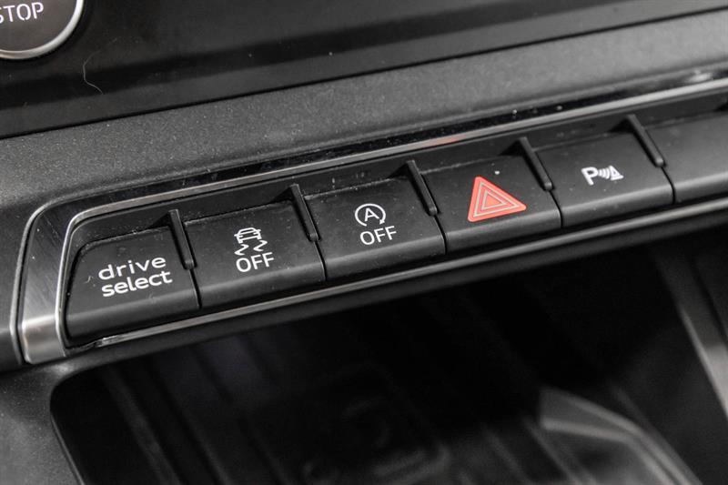 audi Q3 2020 - 28