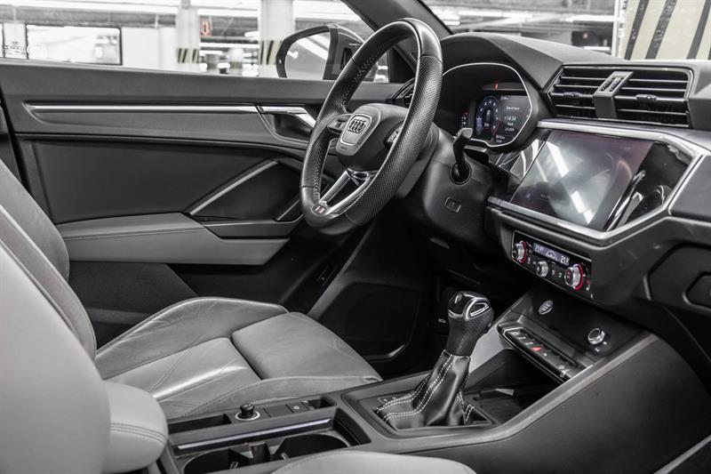 audi Q3 2020 - 36