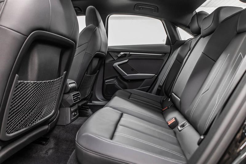 audi S3 berline 2024 - 32