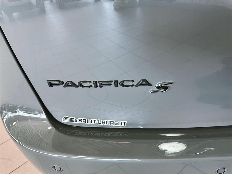 chrysler Pacifica 2025 - 13