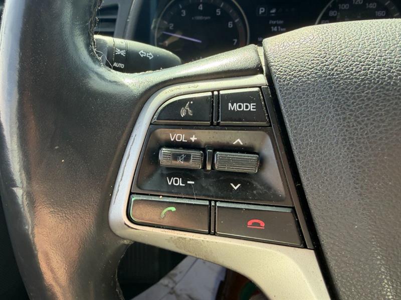 hyundai Elantra 2018 - 17