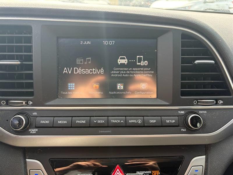 hyundai Elantra 2018 - 21