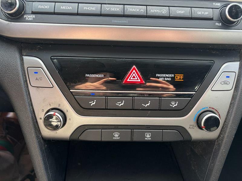 hyundai Elantra 2018 - 23