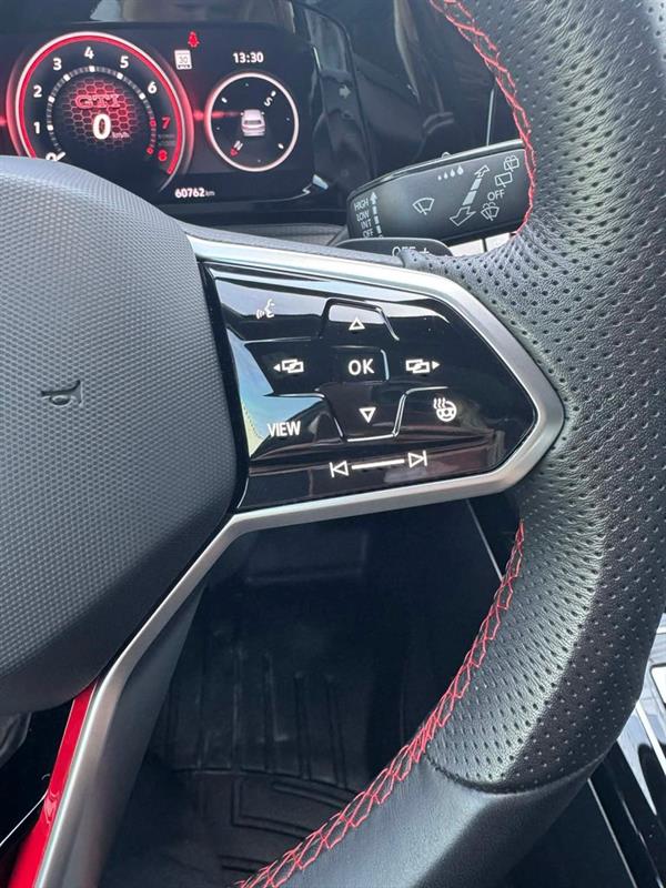 volkswagen Golf GTI 2024 - 16