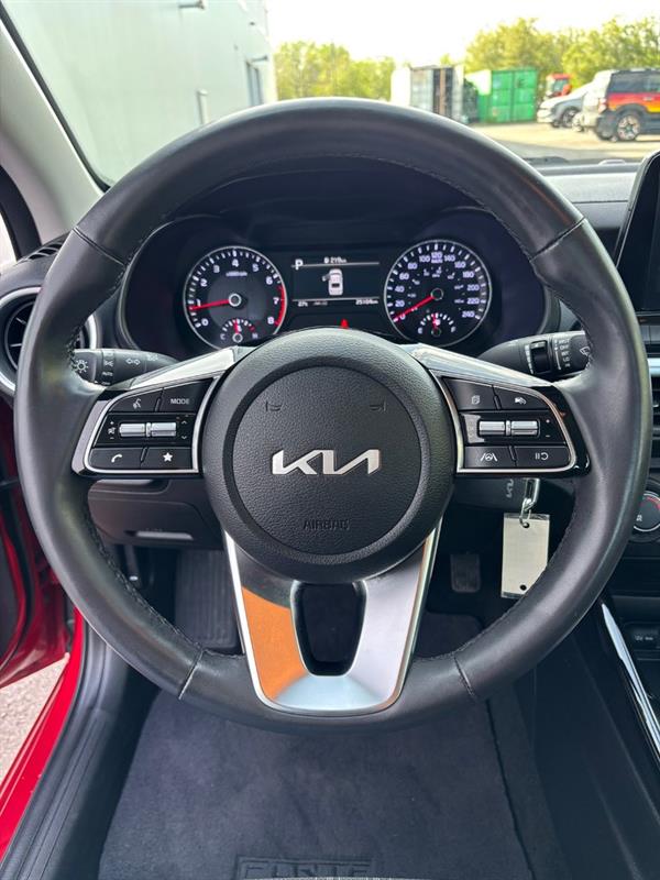 kia Forte 2024 - 9