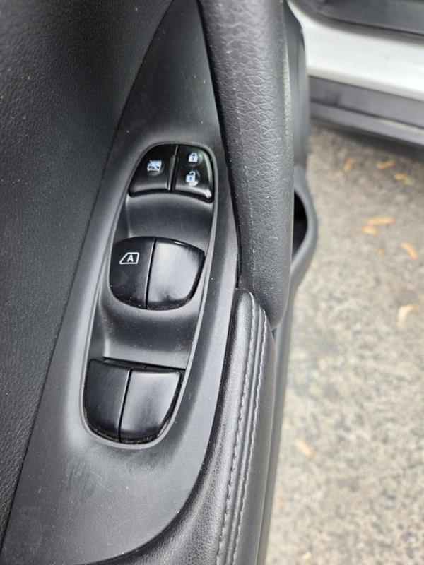 nissan Rogue 2018 - 16