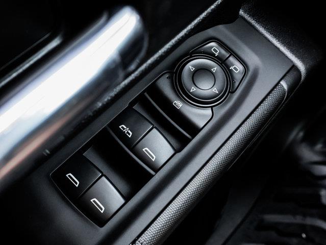 Chevrolet Silverado 3500HD 27