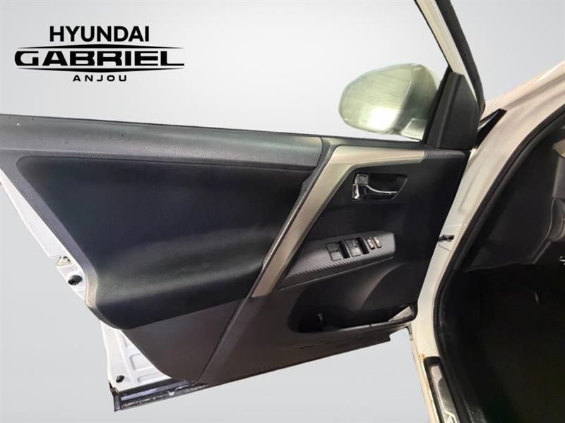 toyota RAV4 2015 - 12
