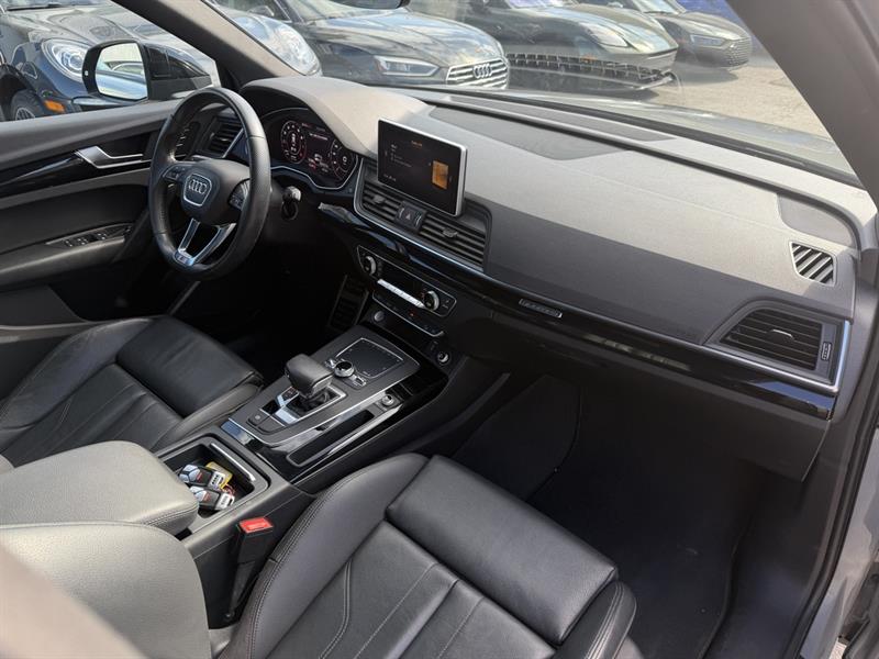 audi Q5 2020 - 24