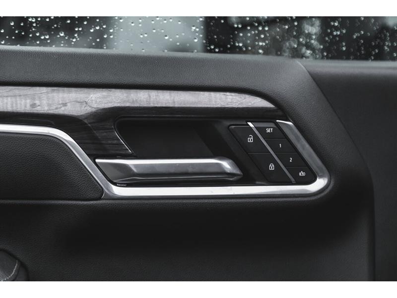 chevrolet Silverado 3500HD 2025 - 19