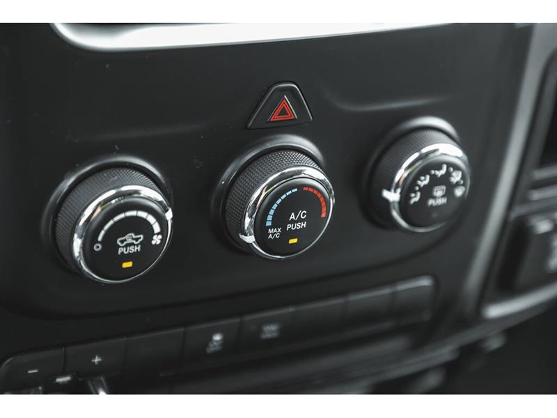 ram 1500 Classic 2022 - 35