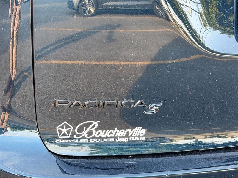 chrysler Pacifica 2024 - 9