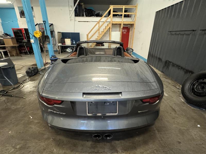 jaguar F-TYPE 2018 - 8
