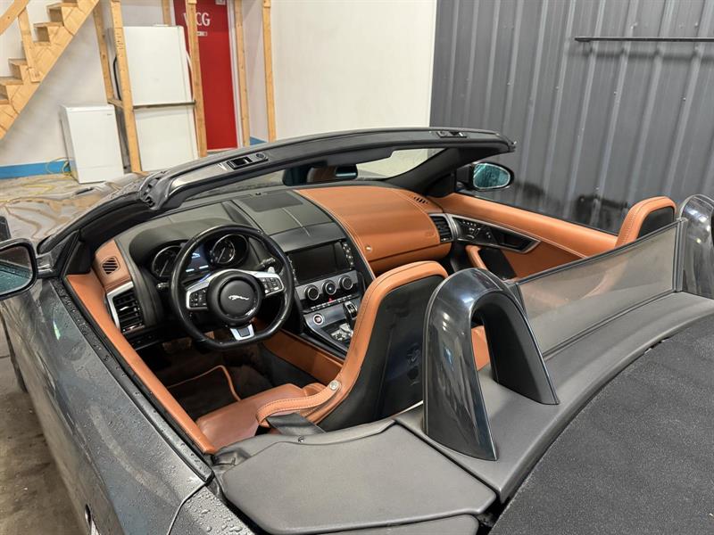 jaguar F-TYPE 2018 - 10