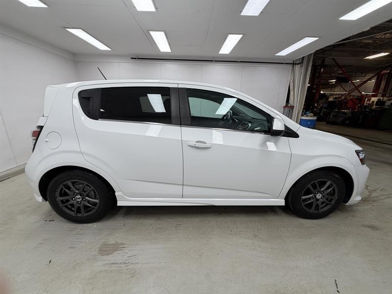 chevrolet Sonic 2017 - 8
