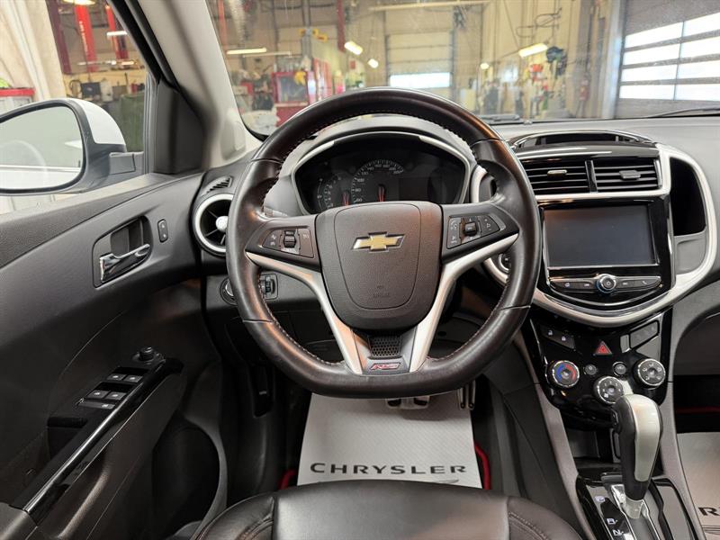 chevrolet Sonic 2017 - 17