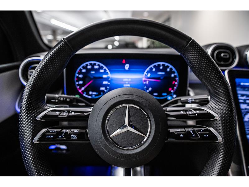 mercedes-benz GLC300 2025 - 15