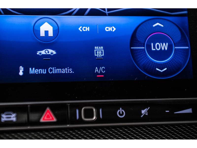 mercedes-benz GLC300 2025 - 21