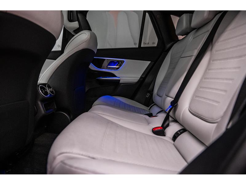 mercedes-benz GLC300 2025 - 23