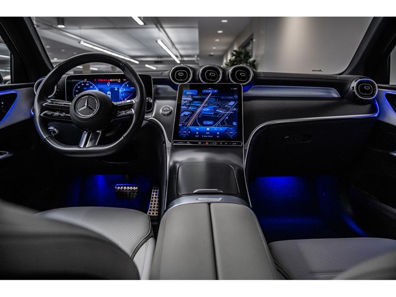 mercedes-benz GLC300 2025 - 24