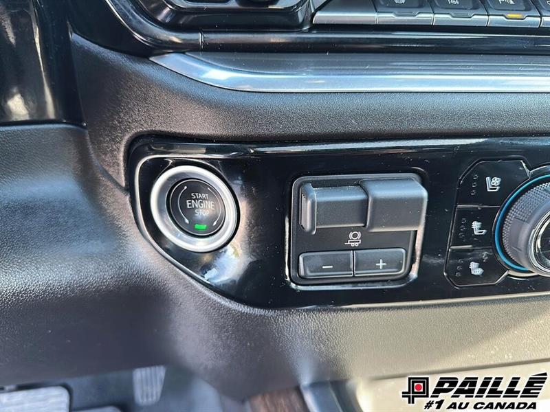 chevrolet Silverado 2500HD 2024 - 17