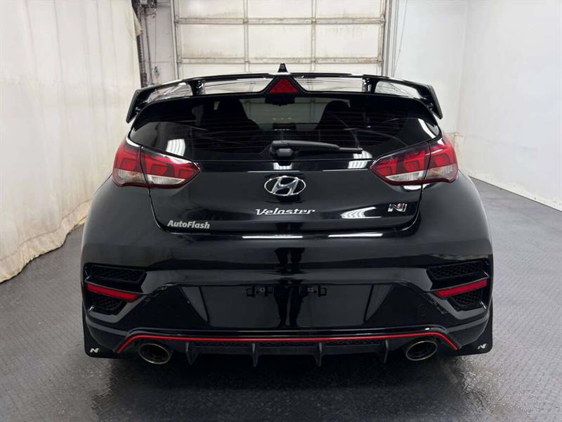 hyundai Veloster 2022 - 6