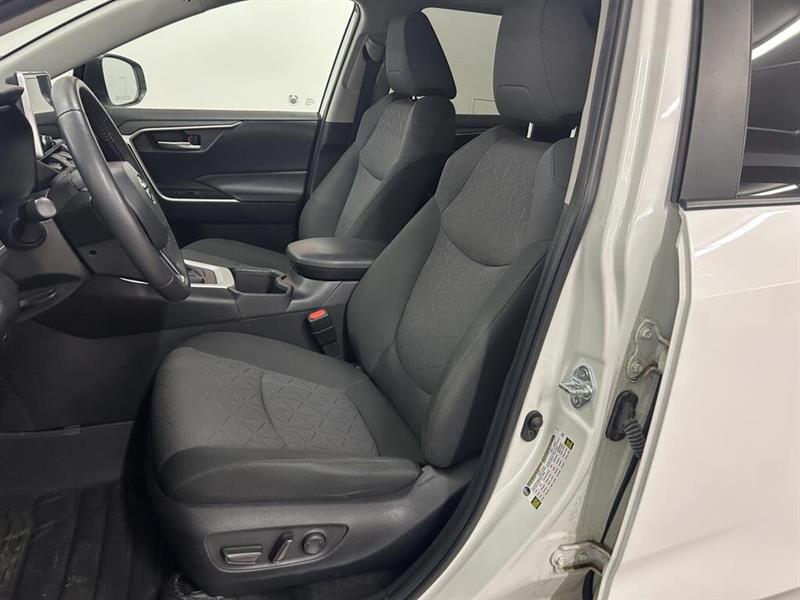 toyota RAV4 2023 - 13