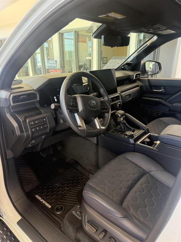 toyota 4Runner 2025 - 4