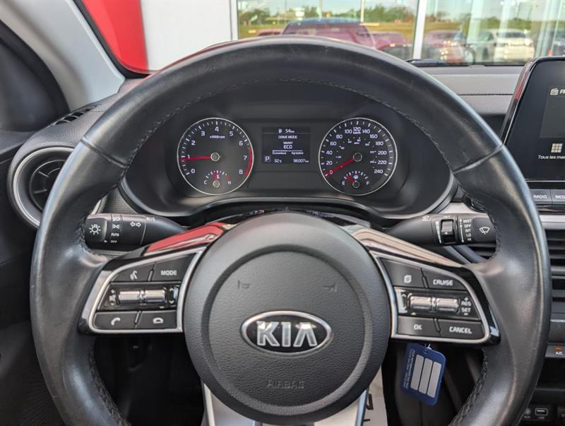 kia Forte 2021 - 11