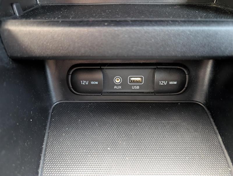 kia Forte 2021 - 17
