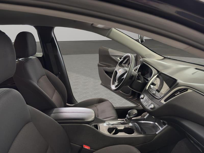chevrolet Malibu 2022 - 13