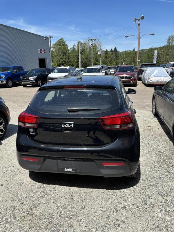 kia Rio5 2023 - 5