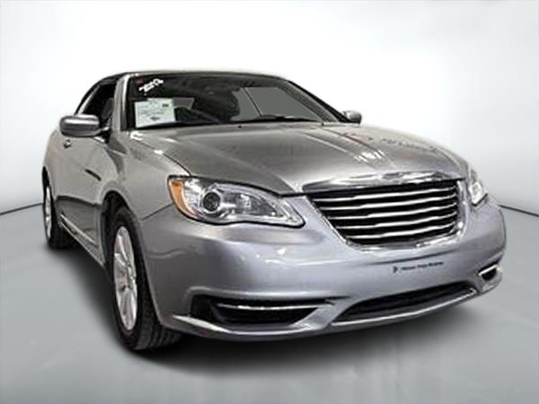 chrysler 200 2013