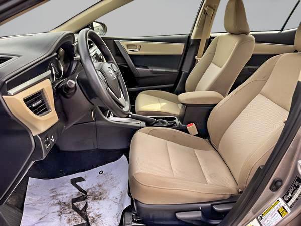toyota Corolla 2016 - 12