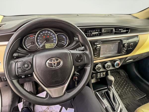 toyota Corolla 2016 - 24