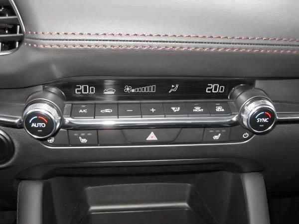 mazda Mazda3 Sport 2024 - 17