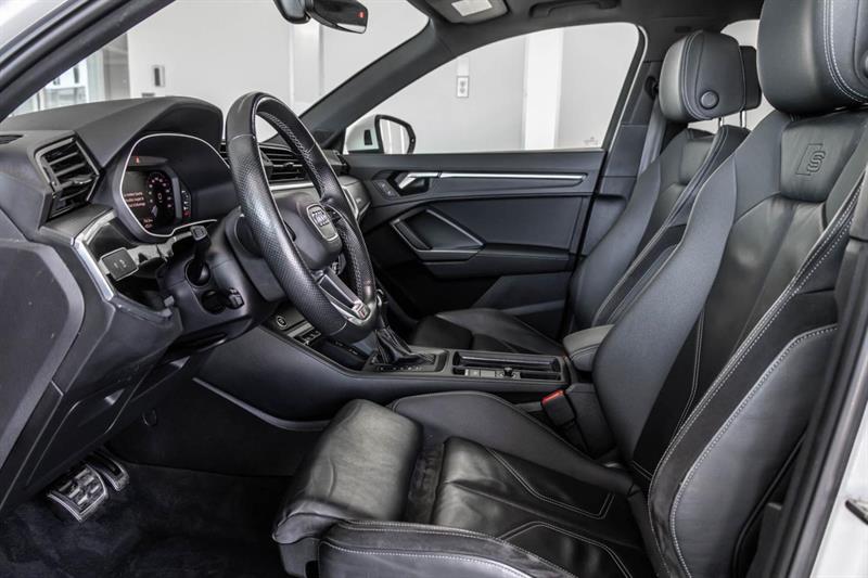 audi Q3 2021 - 13