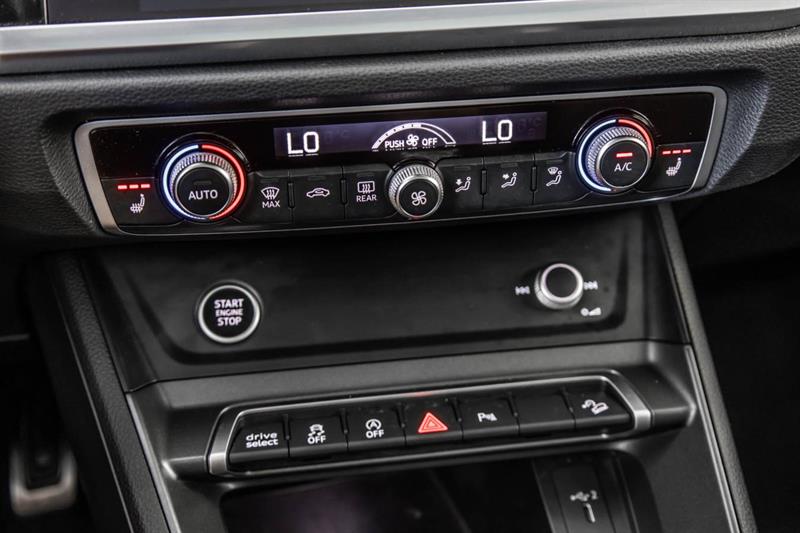 audi Q3 2021 - 23