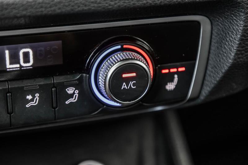 audi Q3 2021 - 24